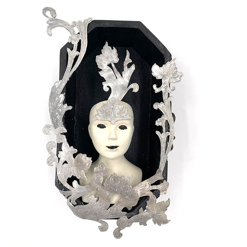 Flower Pot - White Doll