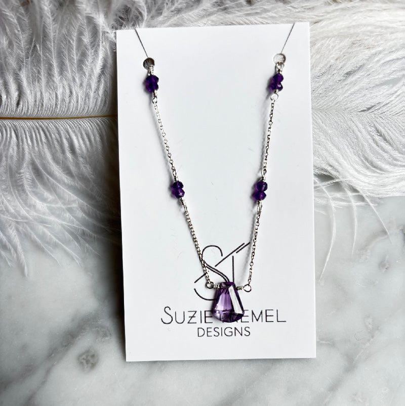 Necklace - Amethyst Beaded Pendant