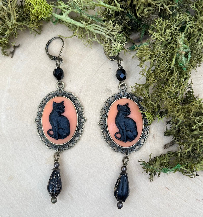 Earrings - Cat Cameo