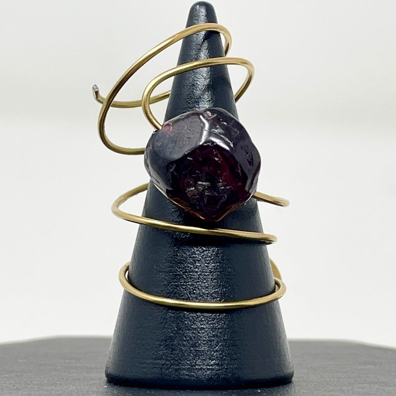 Ring - Metal+Gem Wrap | Garnet