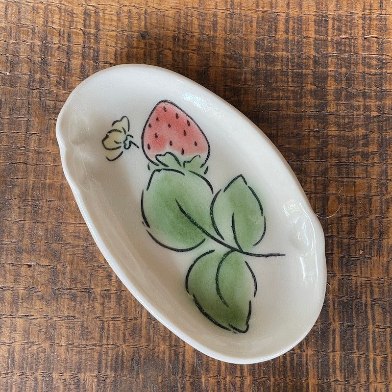 small oval dishes