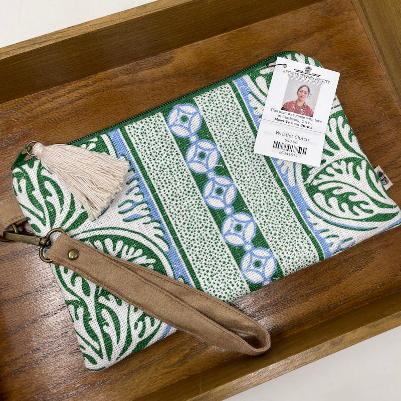 Wristlet Clutch