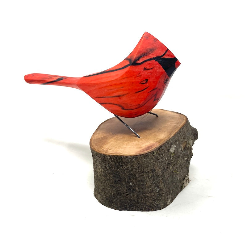 Cardinal on Stump