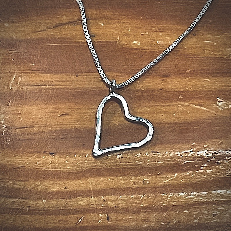 Necklace - Hollow Heart