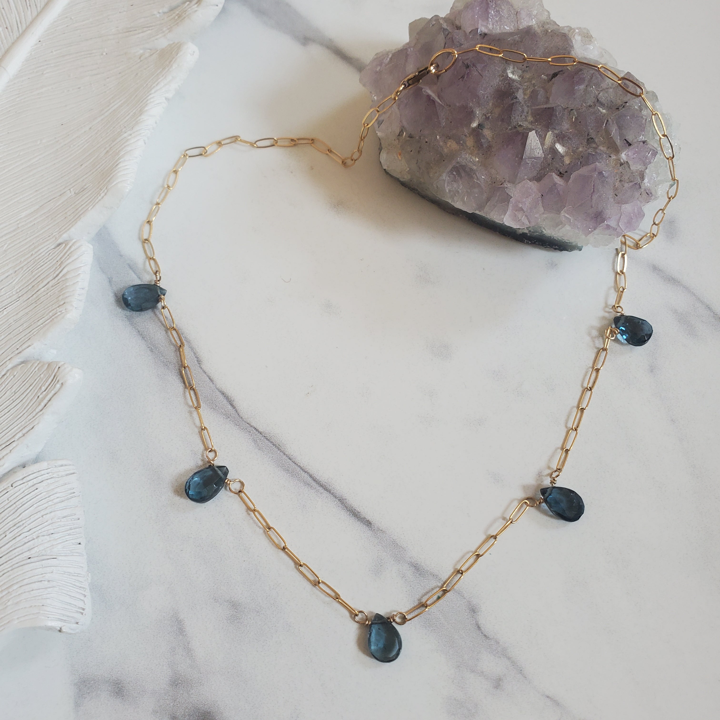 Necklace - London Blue Topaz Paperclip Choker GF