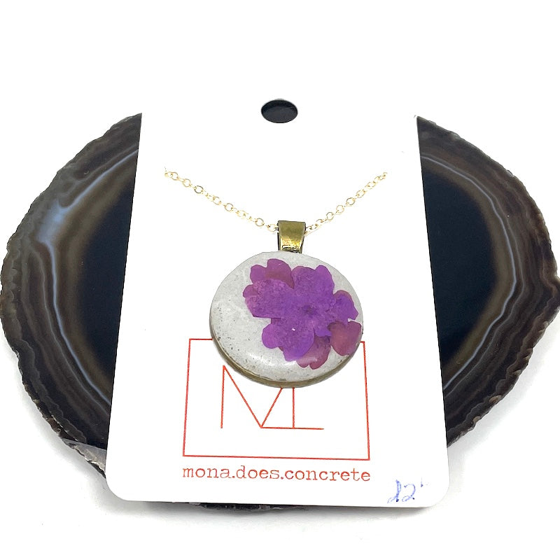 Necklace - Floral Circle | Violet