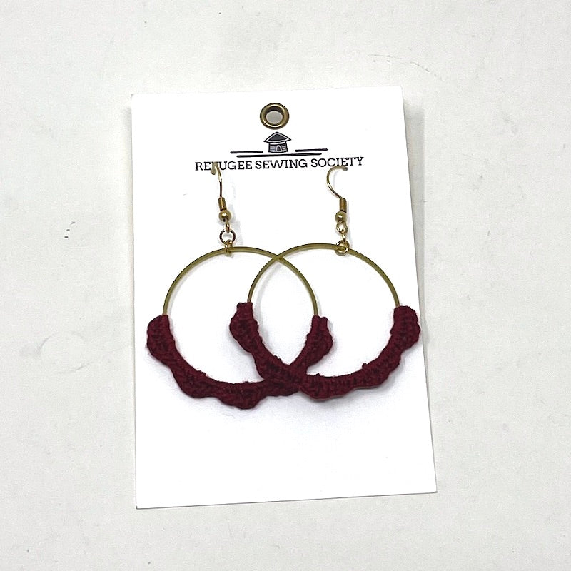 Earrings - Scallop Hoops | Summima
