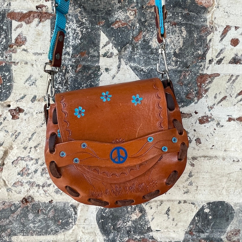 Handmade Leather Purse - Turquoise