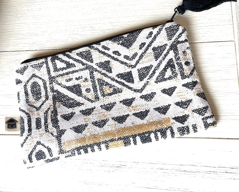 Tassel Clutch