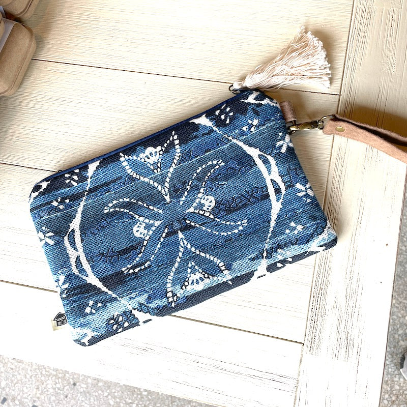 Wristlet Clutch