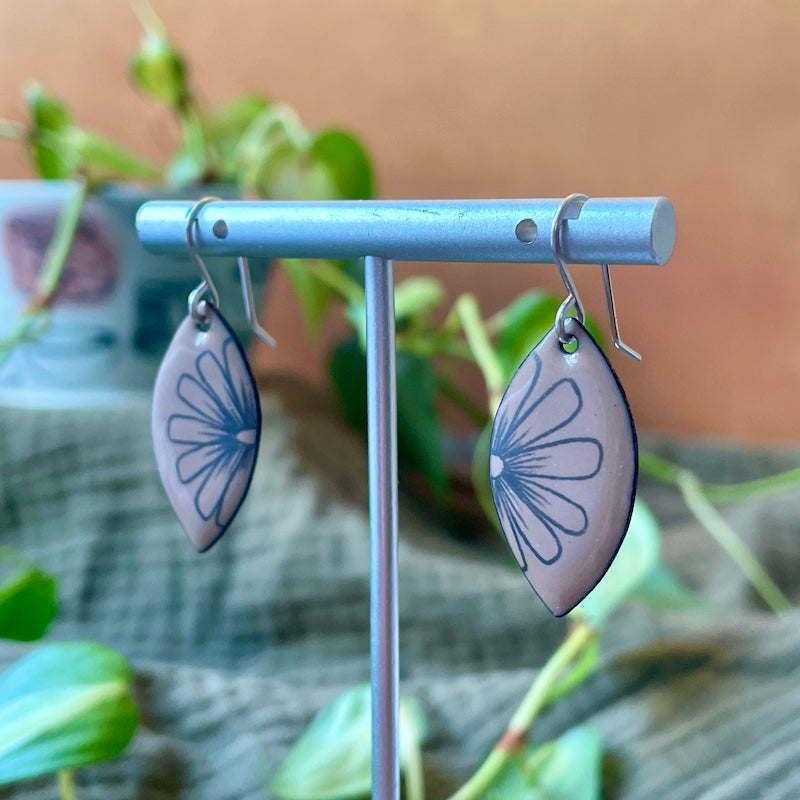 Nut Brown Cosmos Doodle Earrings