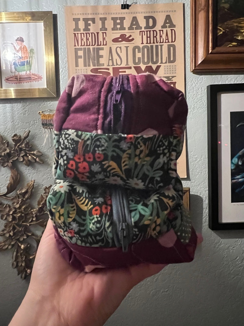 Sew a Zipper Pouch - March 22