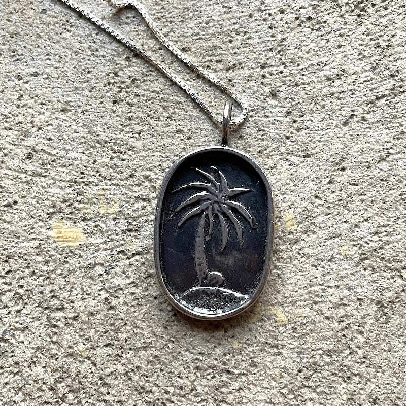 Necklace - Palm tree pendant