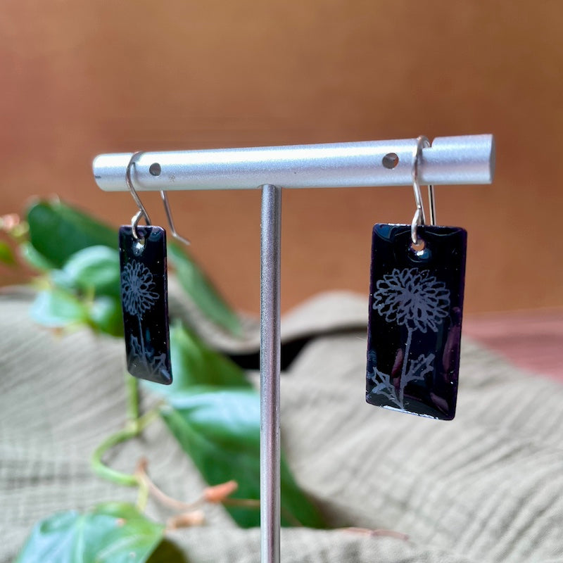 Black Chrysanthemum Doodle Earrings