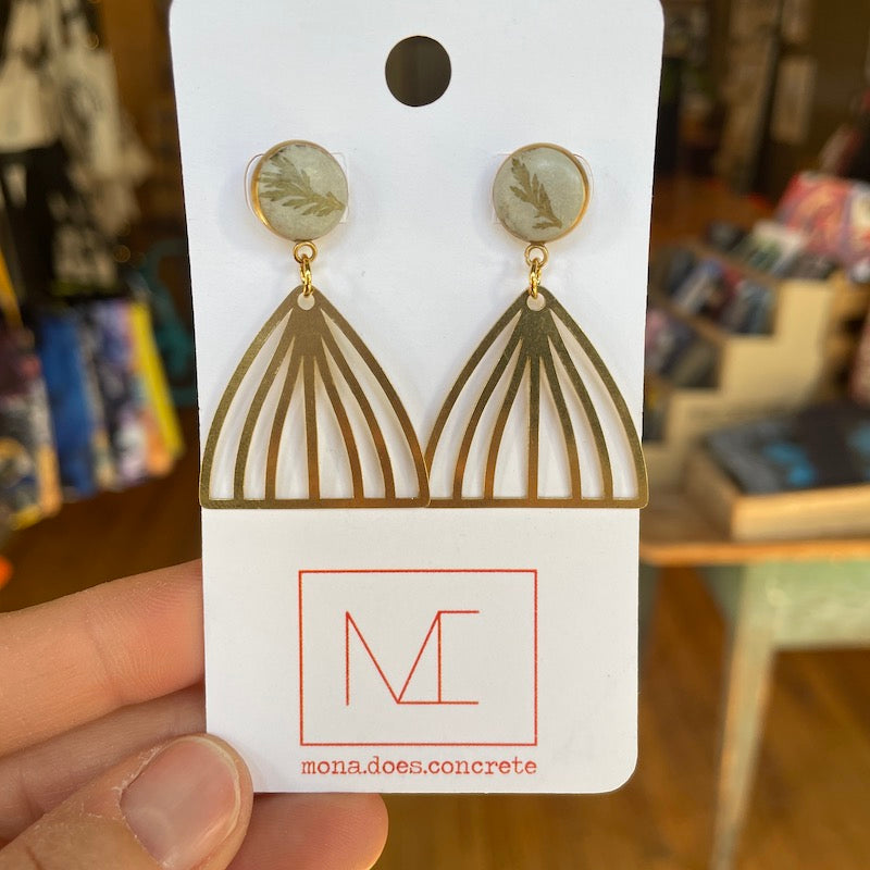 Earrings - Arch Stud
