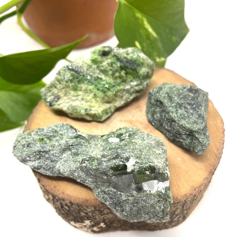 Chrome Diopside - Raw