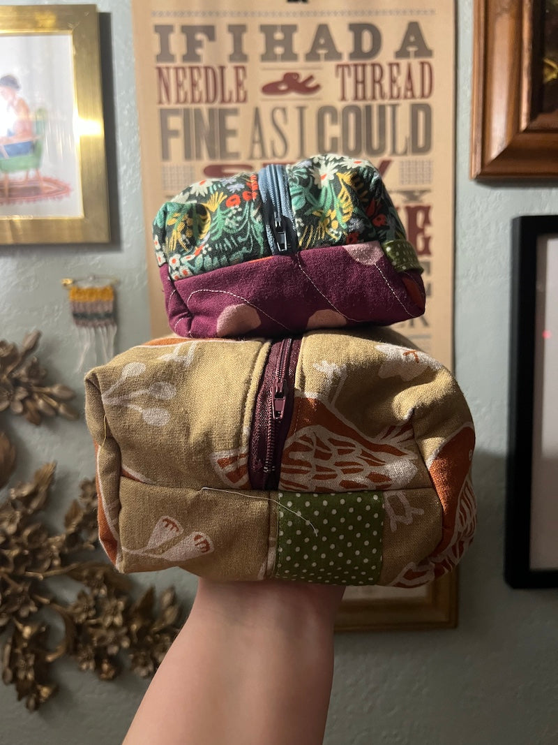 Sew a Zipper Pouch - March 22